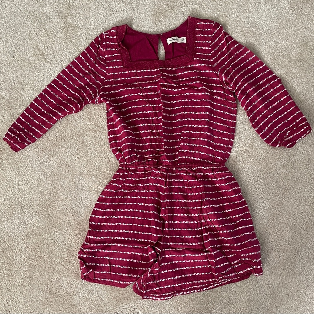 Abercrombie Kids Junior Large Romper Square Neck 3/4 Sleeve Valentine Hearts